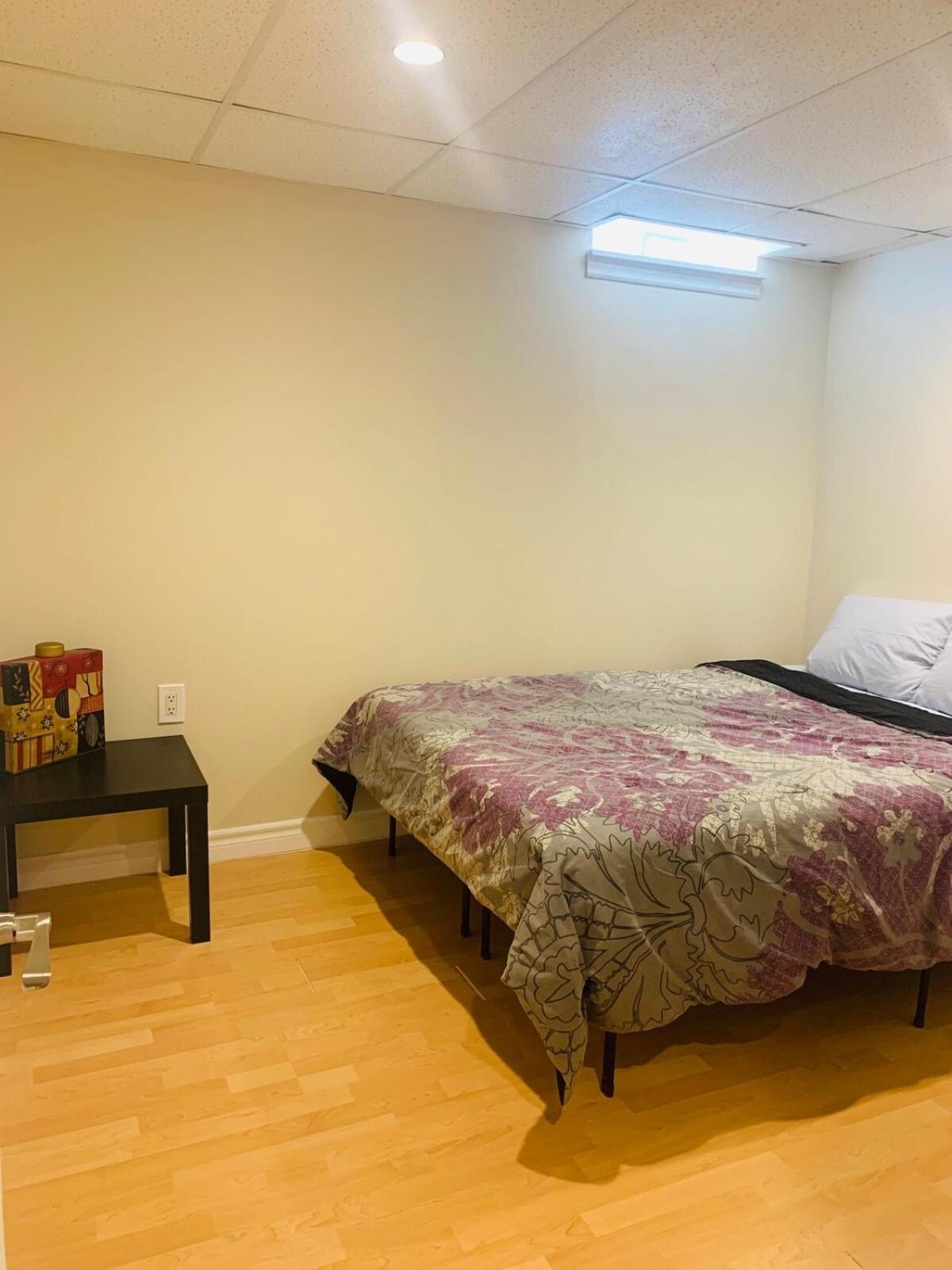 Finished 2 Bedroom Apartment In An Upscale Area Of Ajax Exterior photo