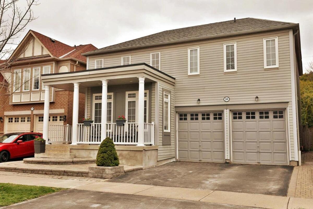 Finished 2 Bedroom Apartment In An Upscale Area Of Ajax Exterior photo